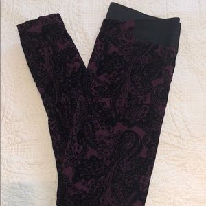 Burgundy & Black Textured Leggings